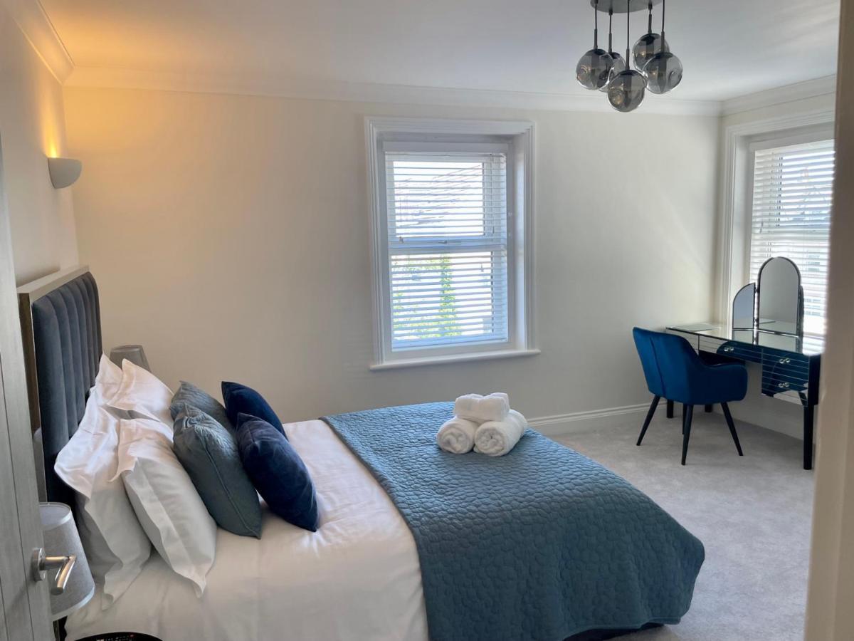 Exquisite Apartment, Stone Throw From The Beach Bournemouth Exterior foto