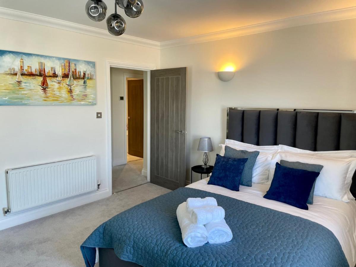 Exquisite Apartment, Stone Throw From The Beach Bournemouth Exterior foto